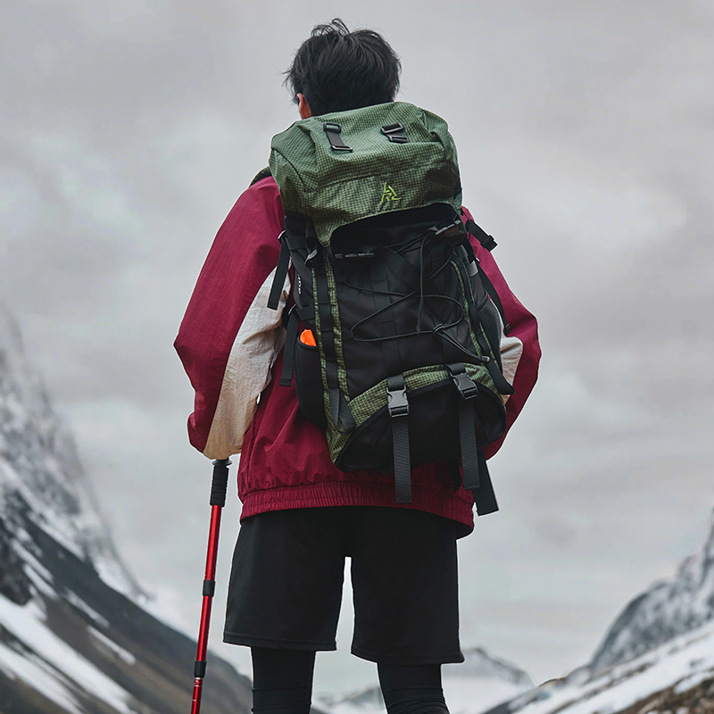https://fulmo-img-server.com/alphabackpacks/cfee0221-44a6-482c-a5e4-b4facfc42fa9.jpg