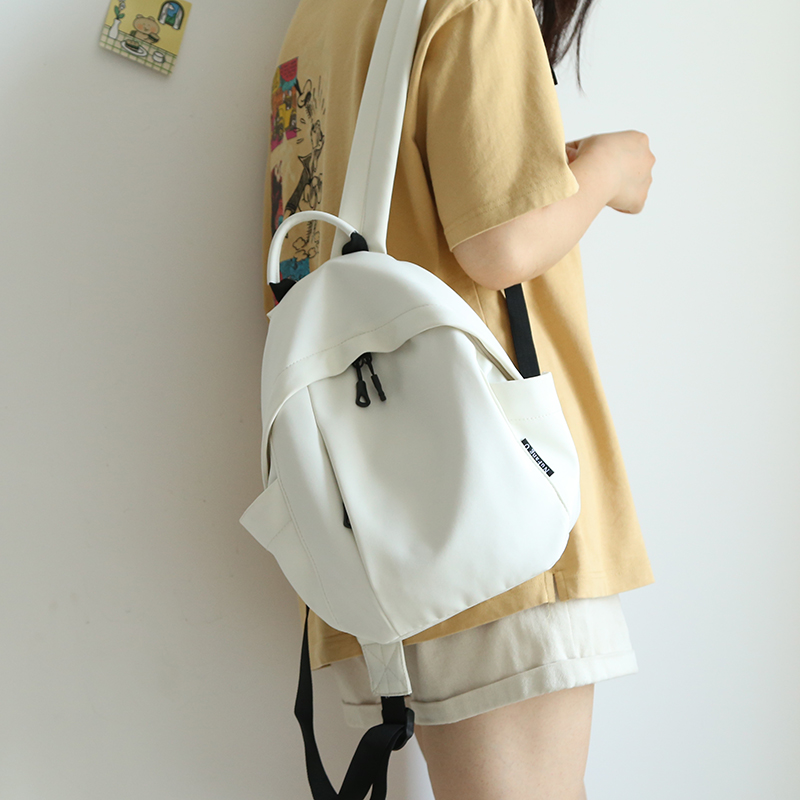 https://fulmo-img-server.com/alphabackpacks/f27fb9be-6ac4-4bad-9c53-3889f276b5c1.jpg