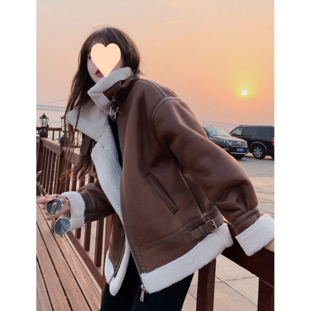 https://fulmo-img-server.com/amecazi-lover/27287e9b-0abc-4ade-b257-339399212046.jpg