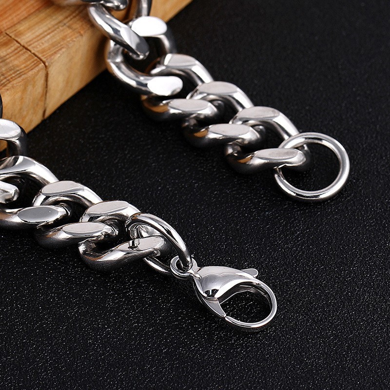 アメカジ 翼付きスカルモチーフ喜平チェーンブレスレット