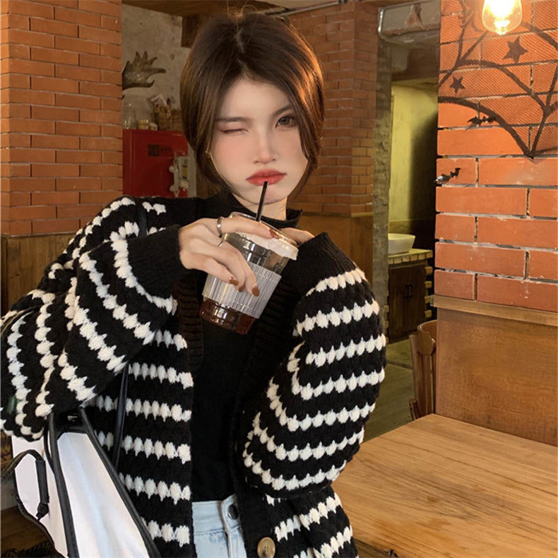 https://fulmo-img-server.com/amecazi-lover/bcb35367-e296-40f0-854f-20e22b3b6cef.jpg