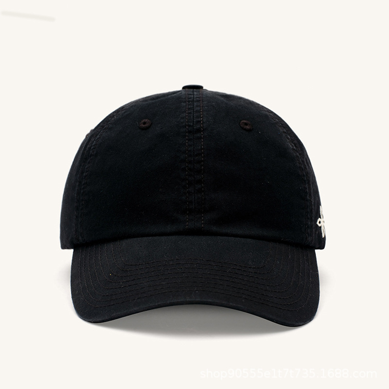 アメカジ クロスモチーフ刺繍入りローキャップ