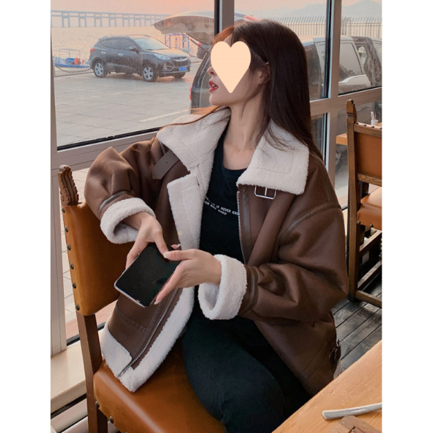 https://fulmo-img-server.com/amecazi-lover/e6d81323-5c59-4421-a68c-0deeee9af157.jpg