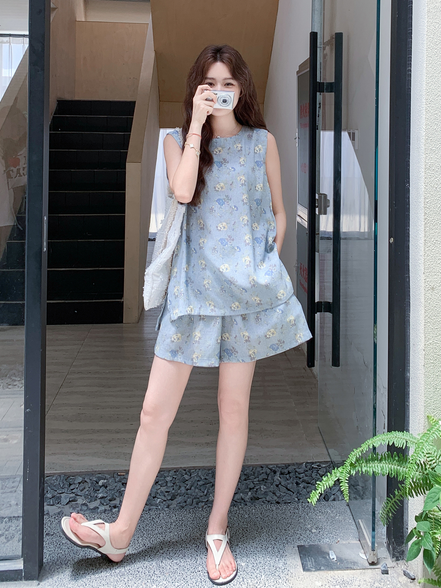 青ファッション 花模様ノースリーブセットアップ