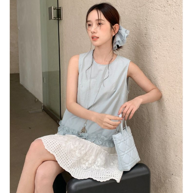 青ファッション ふんわりフリルノースリーブシャツ