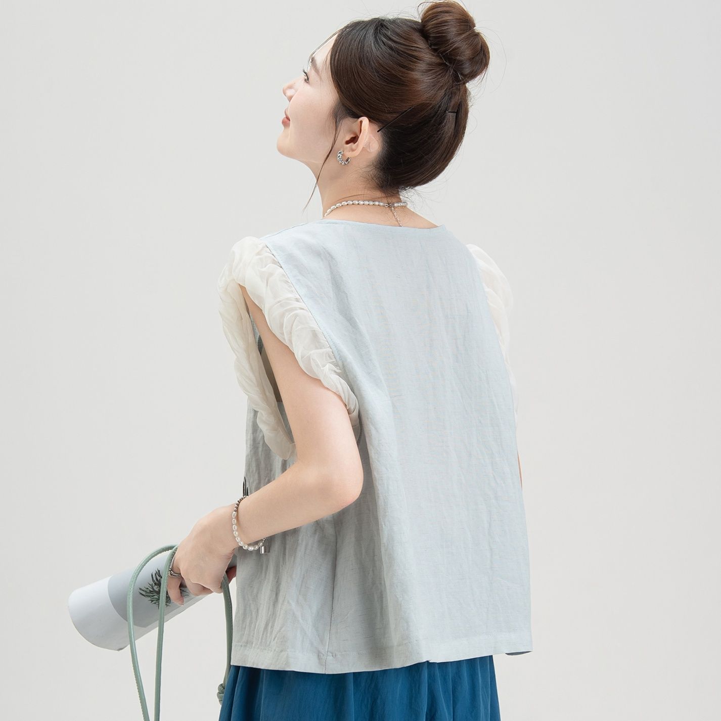青ファッション 刺繍物語フリルスリーブブラウス