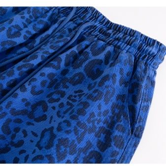 青ファッション 豹柄ワイドフレアパンツ