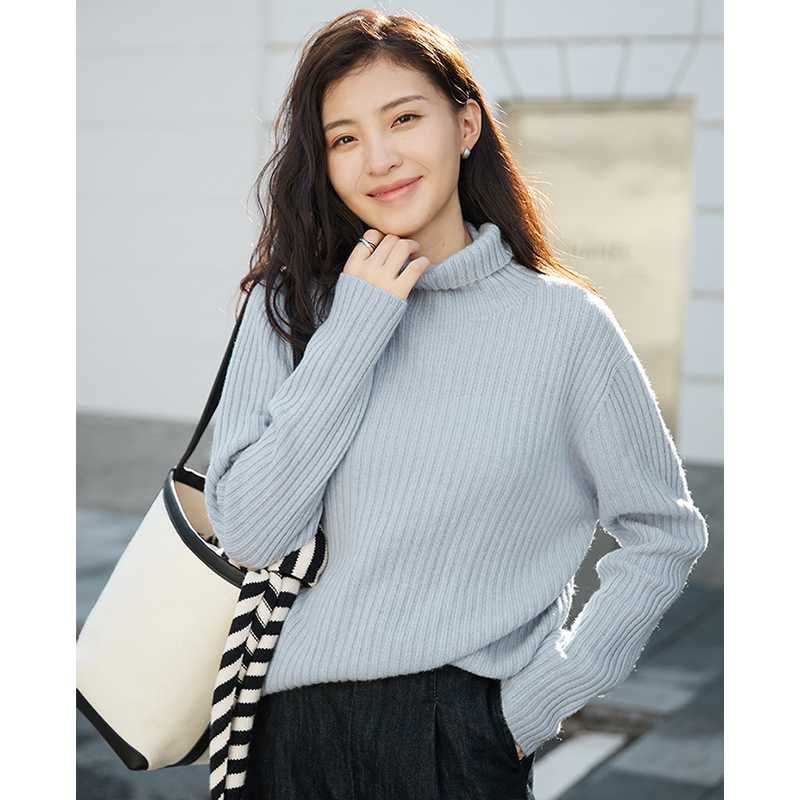 青ファッション ニット 美シルエットハイネックリブニット