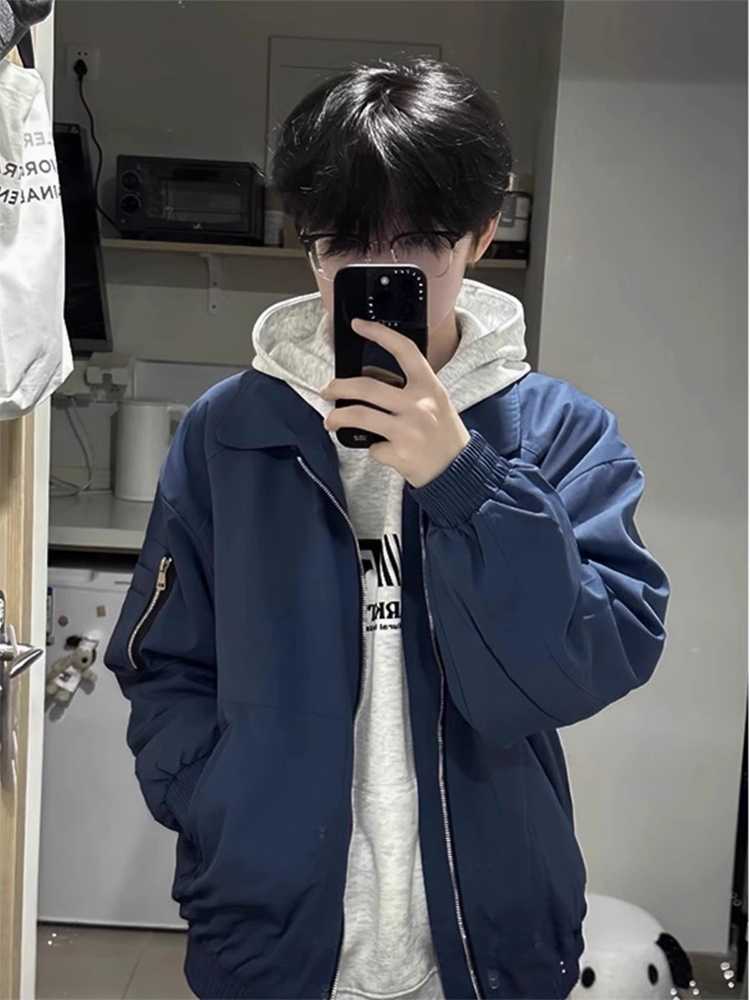 青ファッション 都会的フライトジャケット