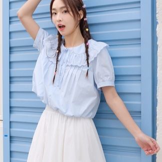 青ファッション 優しさ広がる花襟ブラウス