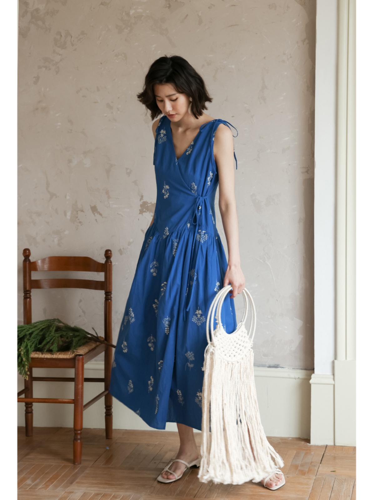 青ファッション 花刺繍カシュクールワンピース