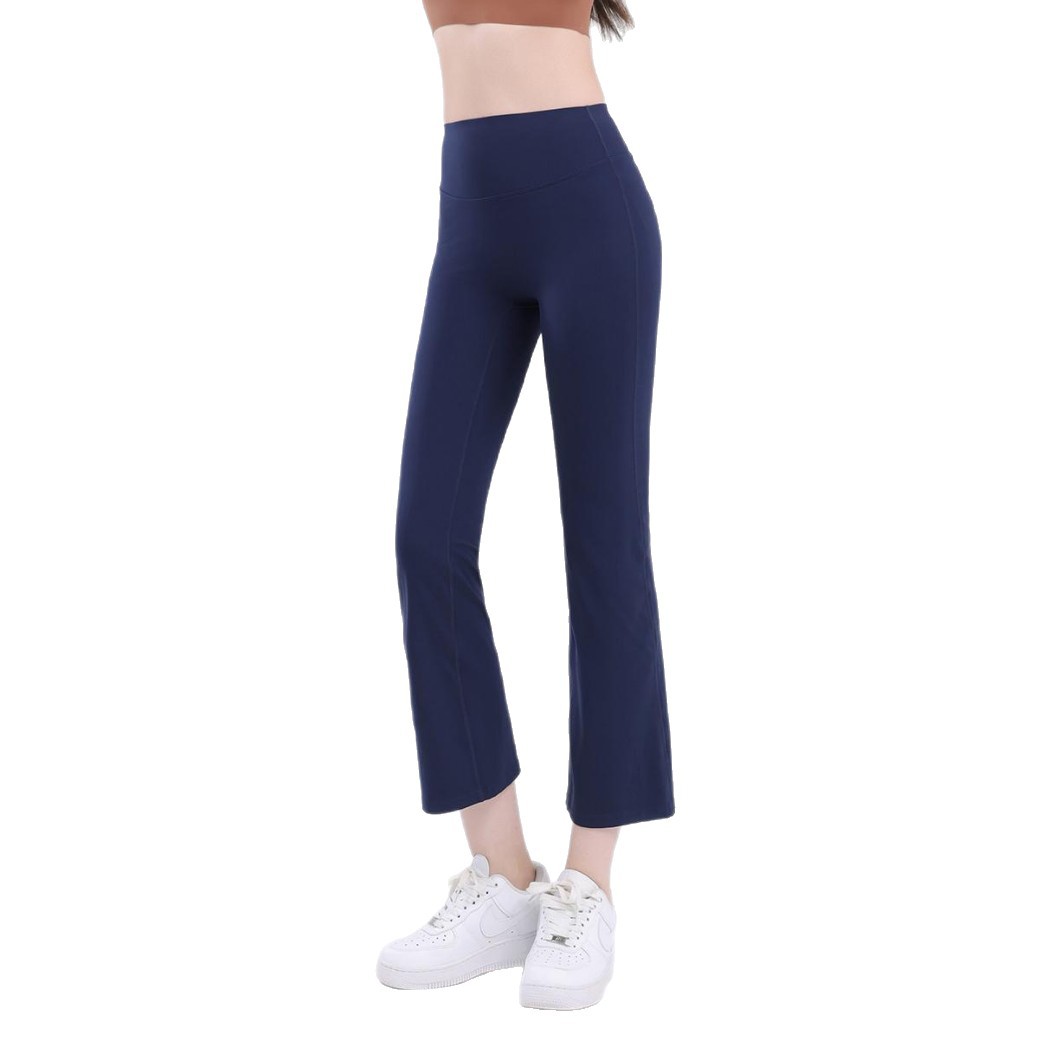 青ファッション すっきりフレアクロップドパンツ