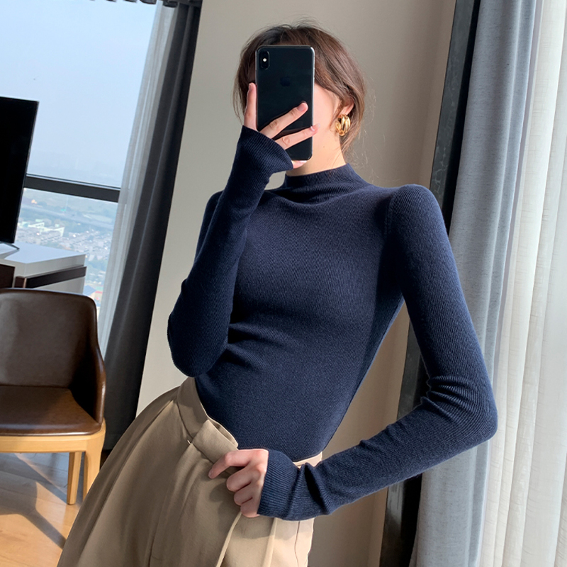 青ファッション 青ファッション なめらかハイネックリブニット