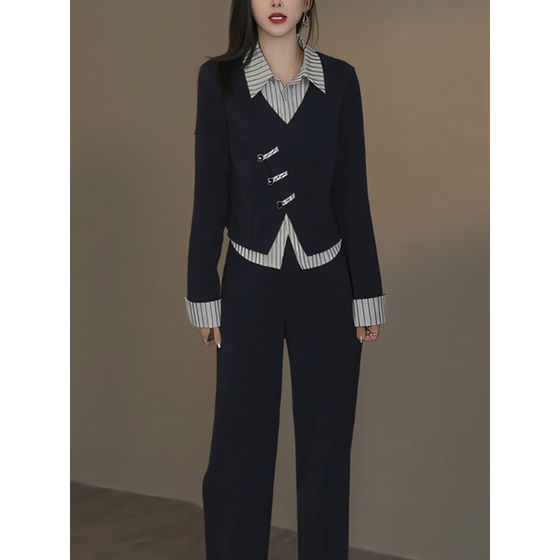 青ファッション 青ファッション 洗練レイヤードセットアップ