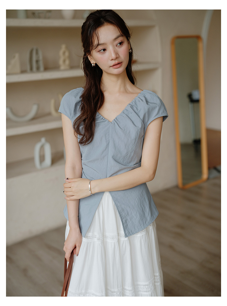 青ファッション フリルネックデザインシャツ