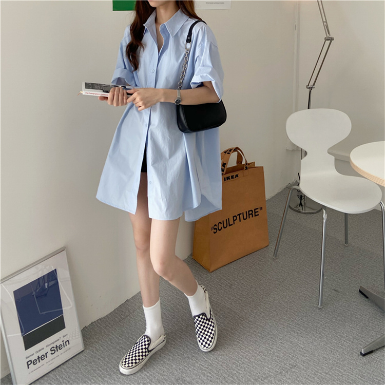 青ファッション ゆったりシルエット中丈シャツワンピース