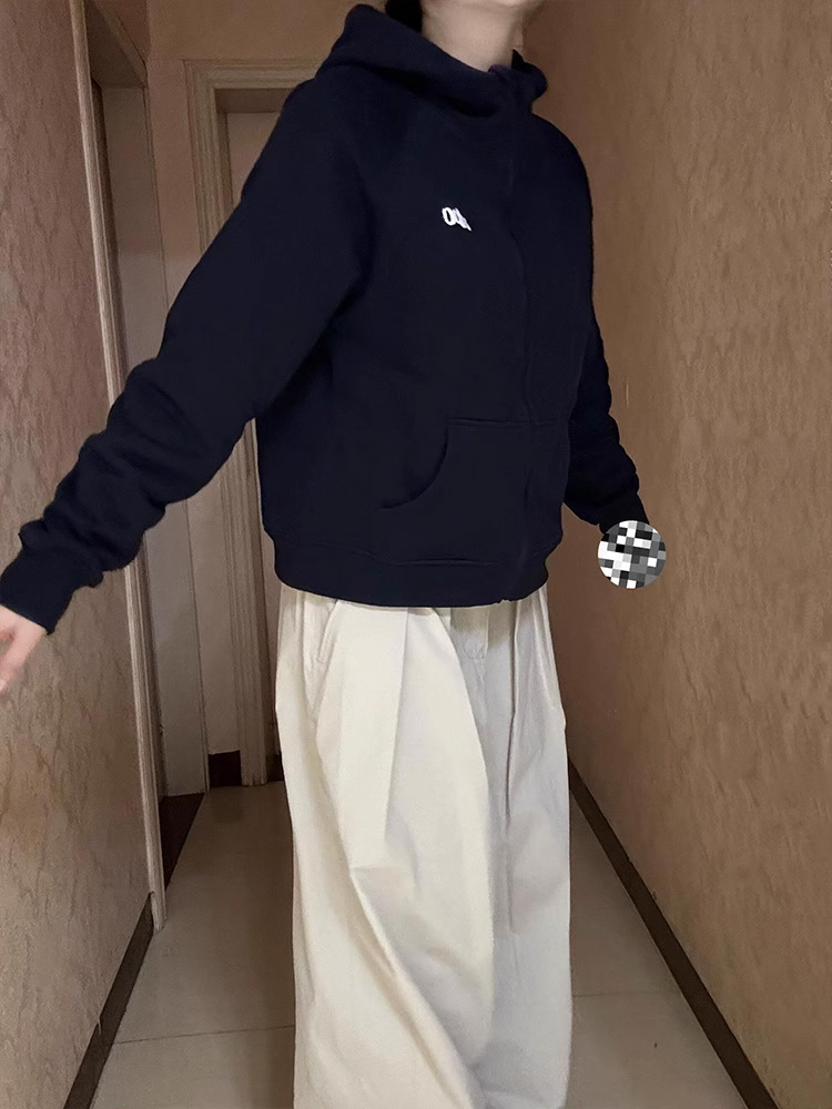 青ファッション 青ファッション シンプルワンポイントフーディ
