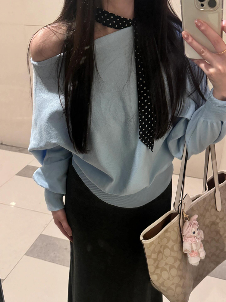 青ファッション 青ファッション ふんわり袖の肩見せニット