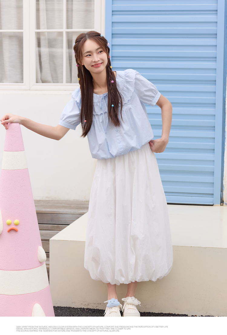 青ファッション 優しさ広がる花襟ブラウス