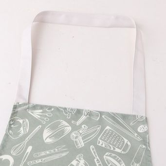 保育士 エプロン 北欧風キッチン道具総柄保育士エプロン