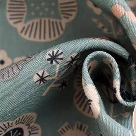 保育士 エプロン うさぎポケット付き花柄長袖エプロンセット