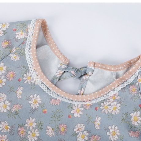 保育士 エプロン 小花柄うさぎポケット付き長袖エプロン