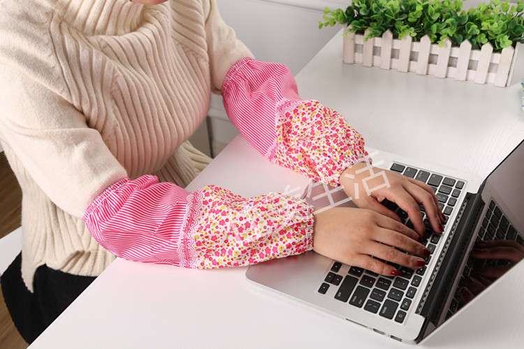 https://fulmo-img-server.com/apronstore/ec6f3b10193c45f6941b2ffeb7fc0dda.jpg