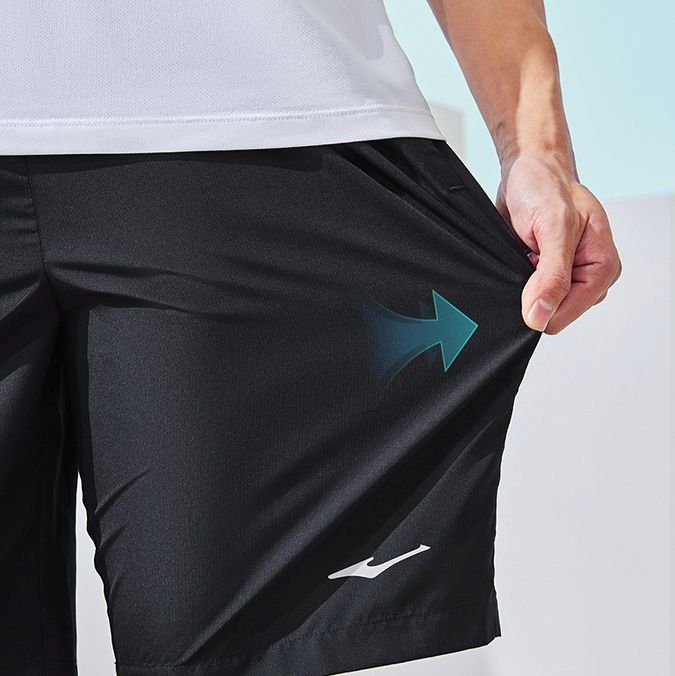 スポーツパンツ 速乾ストレッチアスリートショート