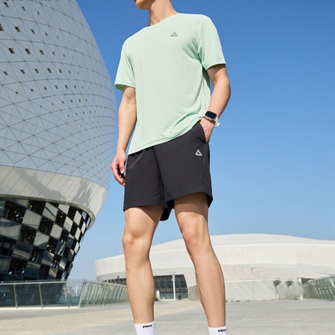 スポーツパンツ 軽快アクティブ ショートパンツ