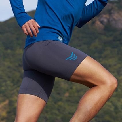 スポーツパンツ 立体縫製 高機能圧縮ショート