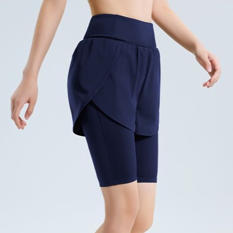 スポーツパンツ 二層構造でアクティブなショート