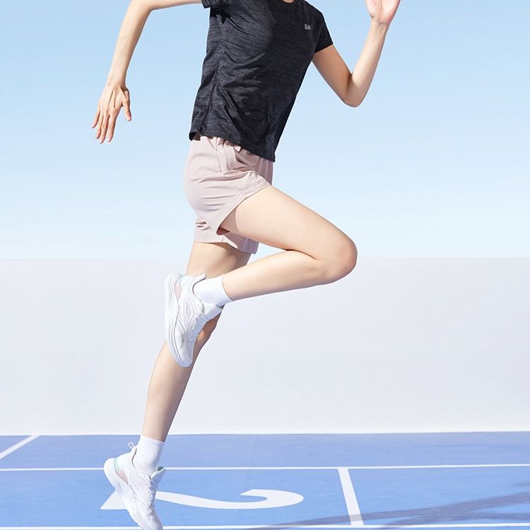 スポーツパンツ 軽快動きやすいスポーツショート