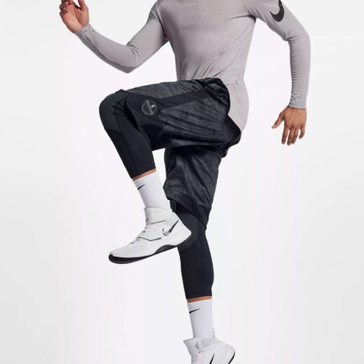 スポーツパンツ ストリートメッセージ ショートパンツ