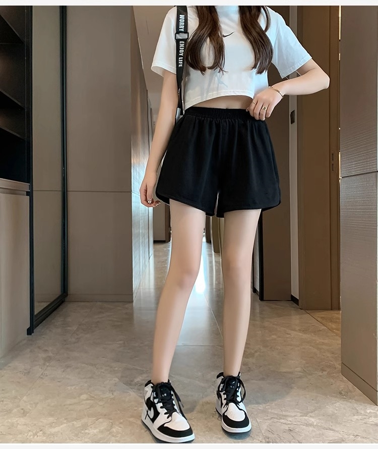 スポーツパンツ ゆったりワンポイントショート