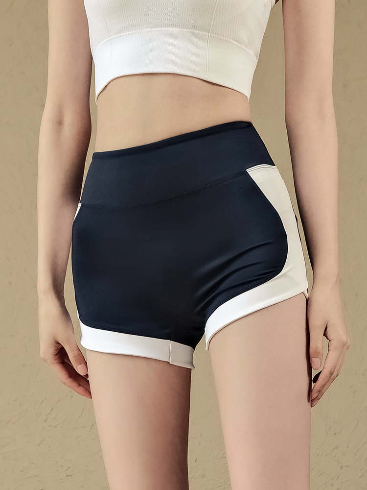 スポーツパンツ すっきりシルエット美脚ショート