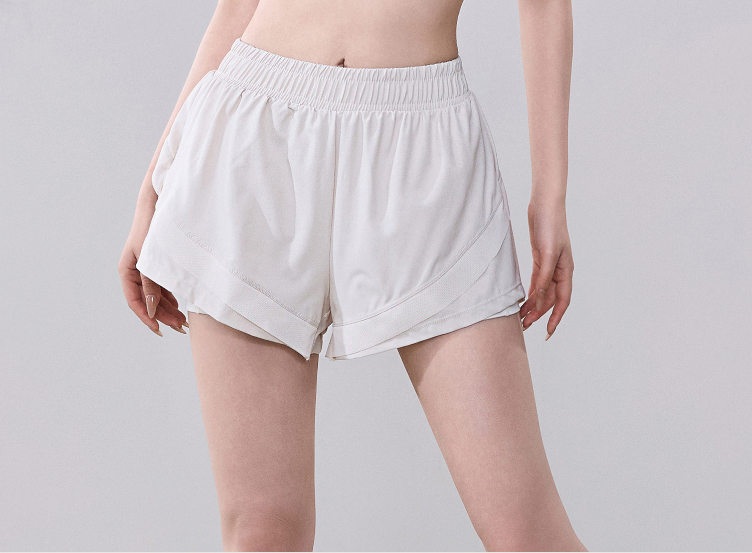 スポーツパンツ ポケット付き二重構造ショート