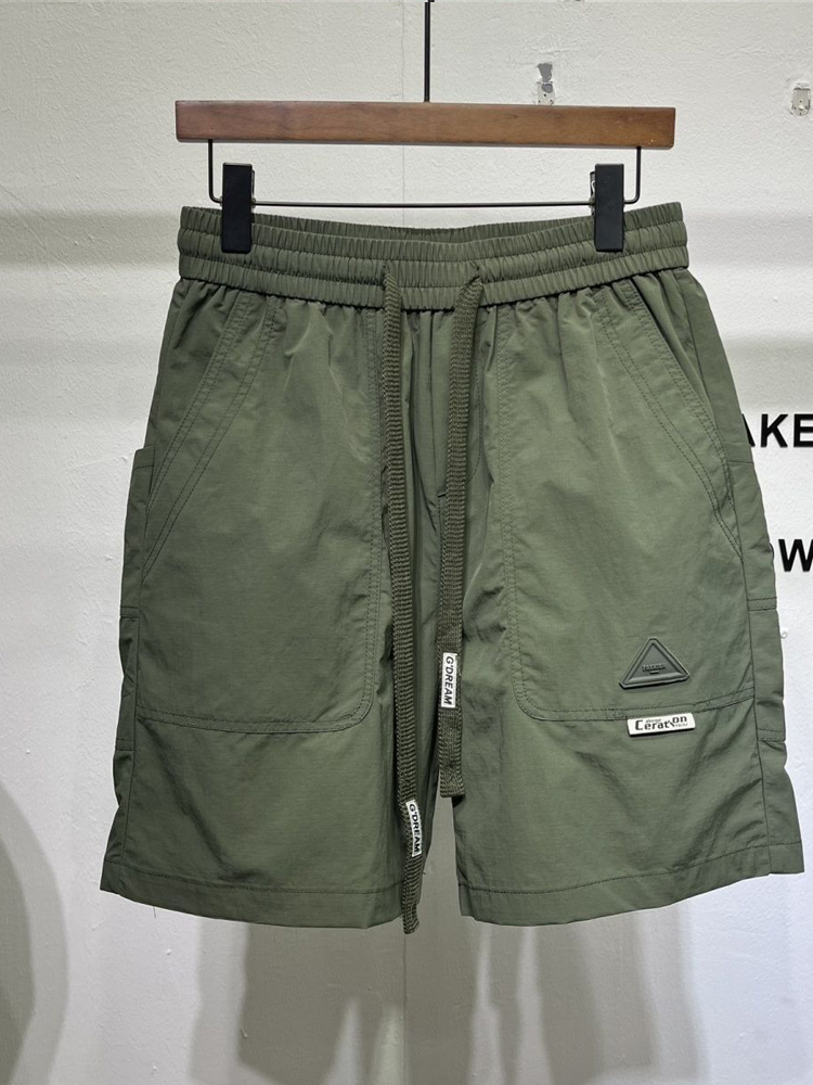 スポーツパンツ アウトドア機能性ショートパンツ