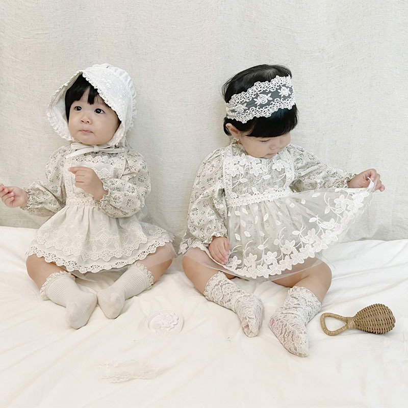 女児用レース刺繍ベビードレス 花柄チュール エプロン風