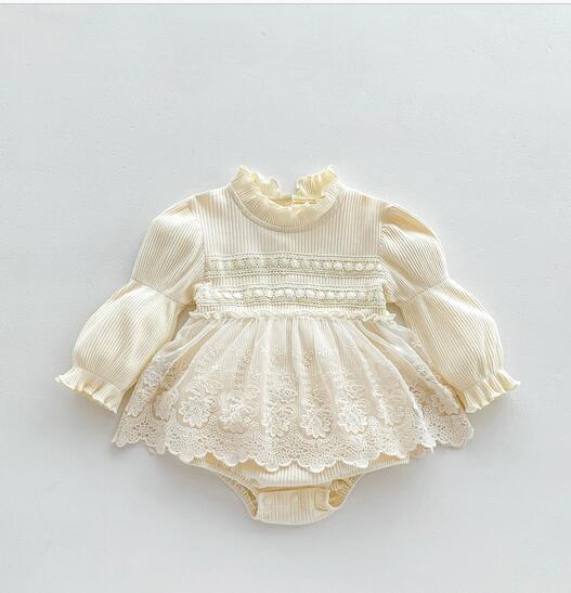 上品レース連体服 お姫様ベビードレス 結婚式