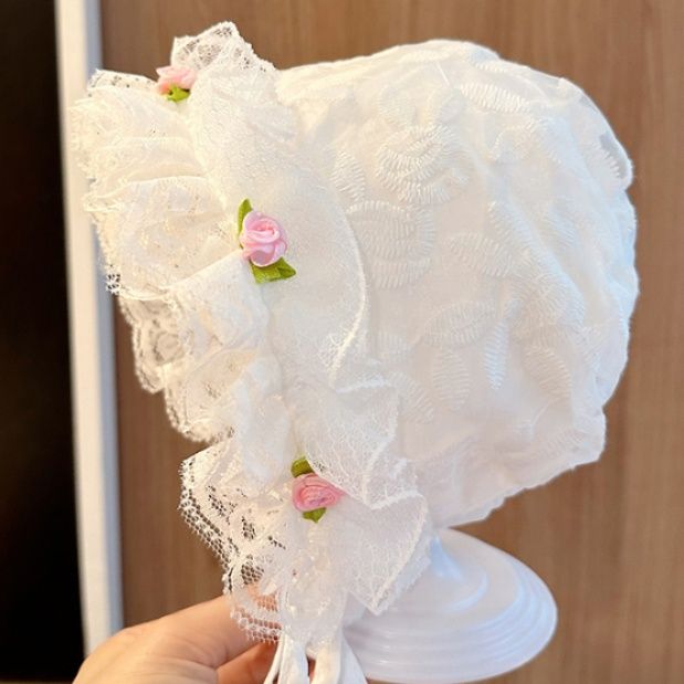 ベビードレス　小さい薔薇が可愛い、レースボンネット　0ヶ月〜1歳