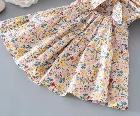 ベビードレス 小花柄 パフスリーブドレス 背中リボン付き 結婚式 90〜110cm