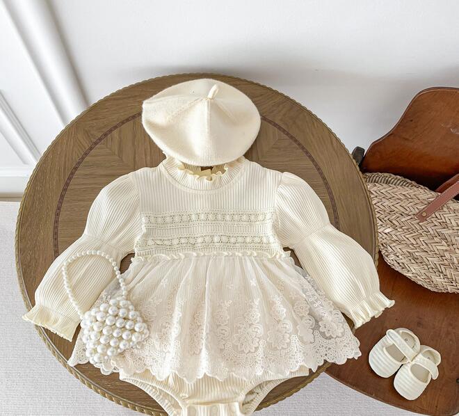 上品レース連体服 お姫様ベビードレス 結婚式