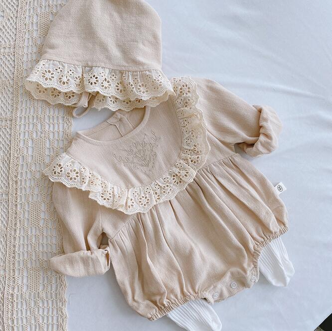 帽子付きベージュ連体服 レース装飾おしゃれ王女様ベビードレス お宮参り