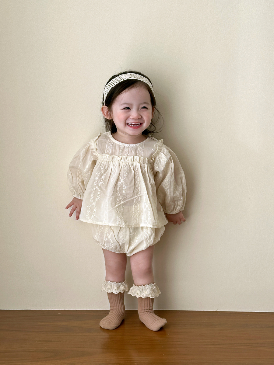 https://fulmo-img-server.com/babymaru/6e0ad6ad-1321-41b1-b6f8-345e1c7d6170.jpg