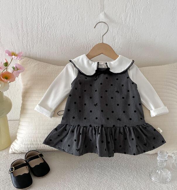 新作ベビードレス ドット柄ワンピース+襟付きインナーセット