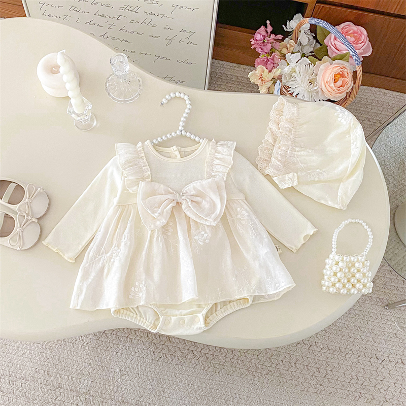 春新作フリル付きベビードレス女の子用帽子セット お宮参り