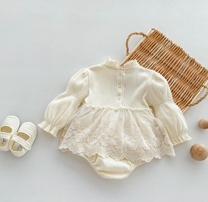 上品レース連体服 お姫様ベビードレス 結婚式