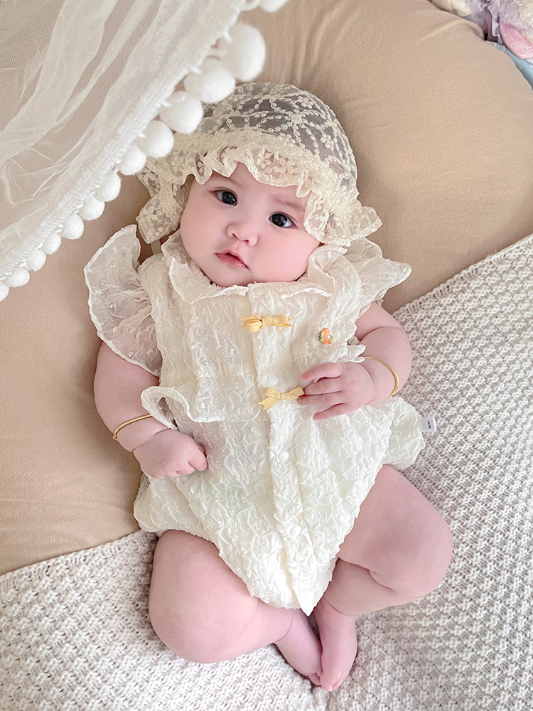 ベビードレス　帽子付き　繊細なレースとリボンが可愛い退院用ベビードレスセット　男の子　女の子　退院用　新生児  ~ 90cm
