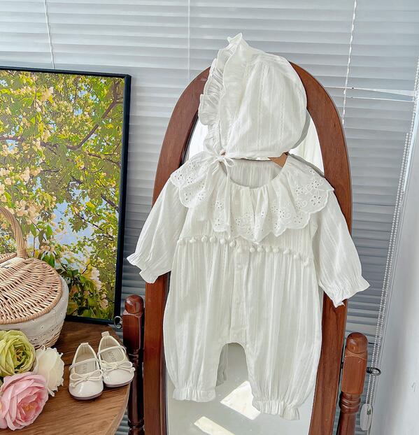 上品レース襟付き連体服 白いベビードレス帽子セット お宮参り