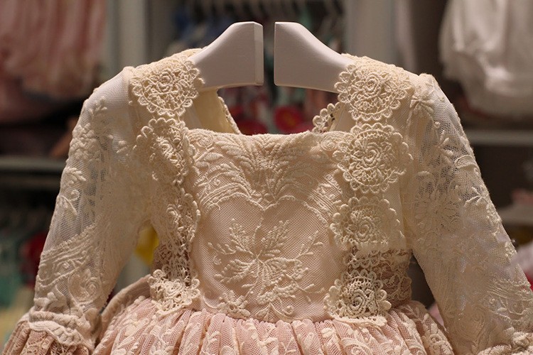 春の花柄レース ベビードレス プリンセス風 長袖 女の子用